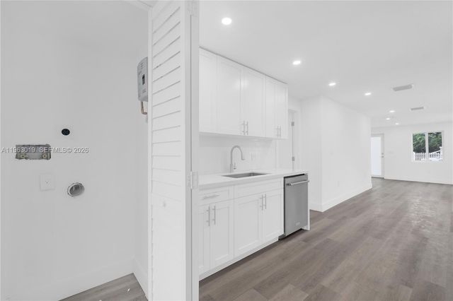 2505 NW 162 ST, Miami Gardens, FL 33054