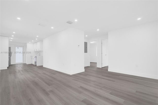 2505 NW 162 ST, Miami Gardens, FL 33054