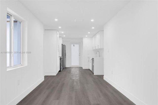 2505 NW 162 ST, Miami Gardens, FL 33054