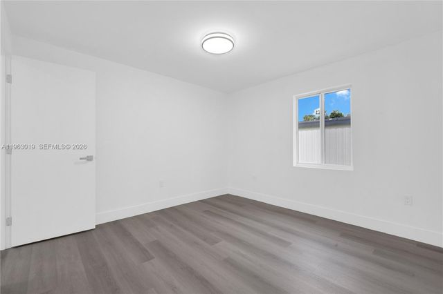 2505 NW 162 ST, Miami Gardens, FL 33054