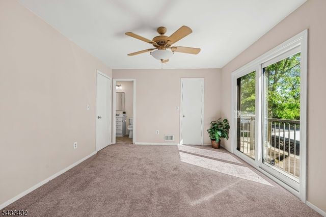 313 Spruce Hills Dr 313, Glen Gardner Boro, NJ 08826