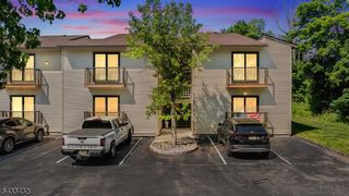 313 Spruce Hills Dr 313, Glen Gardner Boro, NJ 08826