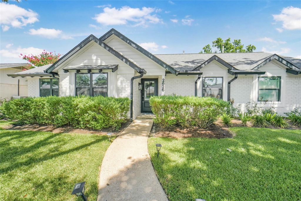 2626 Rosefield Drive, Houston, TX 77080