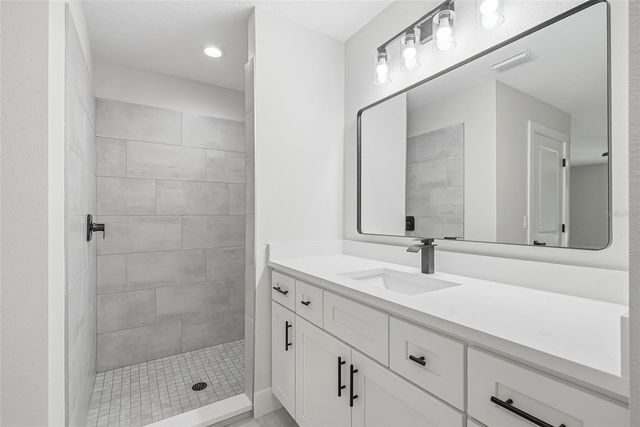 16335 FORCE ROAD, Weeki Wachee, FL 34614