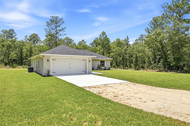 16335 FORCE ROAD, Weeki Wachee, FL 34614