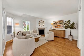11939 Weddington Street 106, Valley Village, CA 91607