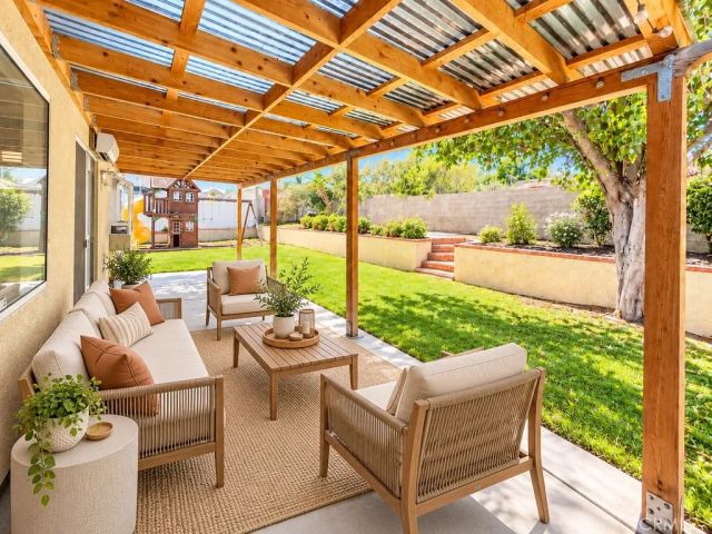 1520 Turquoise, Corona, CA 92882