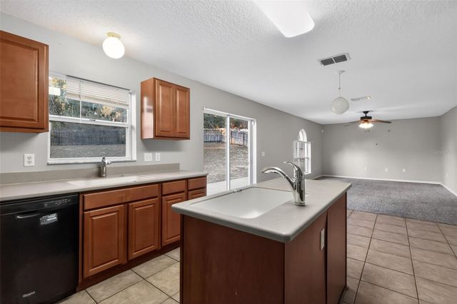 831 MARIETTA LANE, Eustis, FL 32726