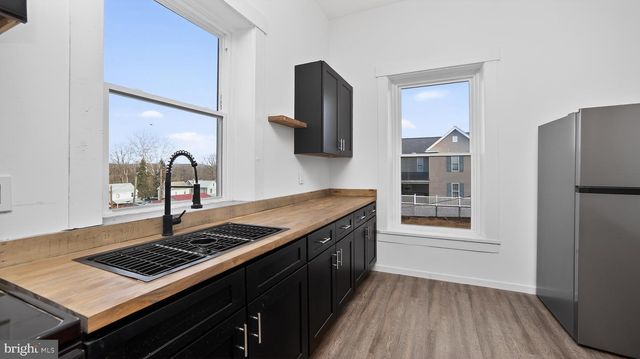 121 SUSANNA ST, Dalmatia, PA 17017