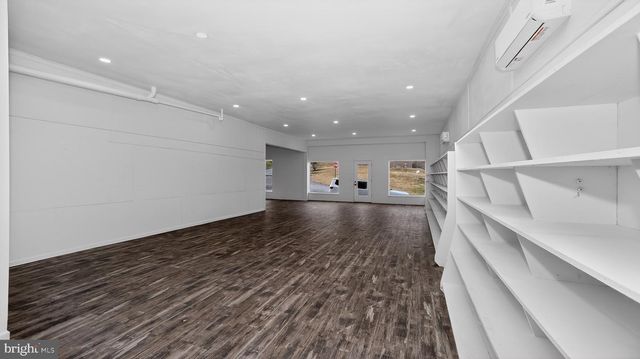 121 SUSANNA ST, Dalmatia, PA 17017