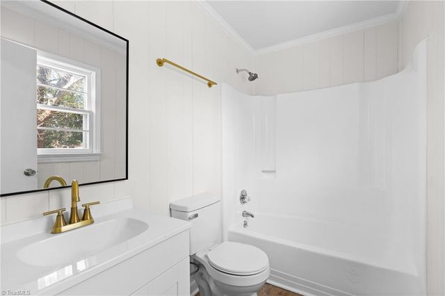 2021 Cannon Avenue, Winston-salem, NC 27105