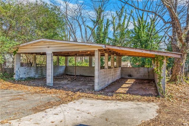 2021 Cannon Avenue, Winston-salem, NC 27105