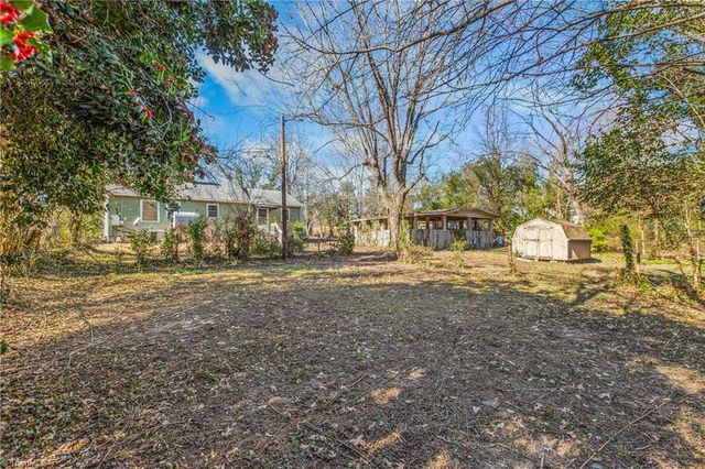 2021 Cannon Avenue, Winston-salem, NC 27105