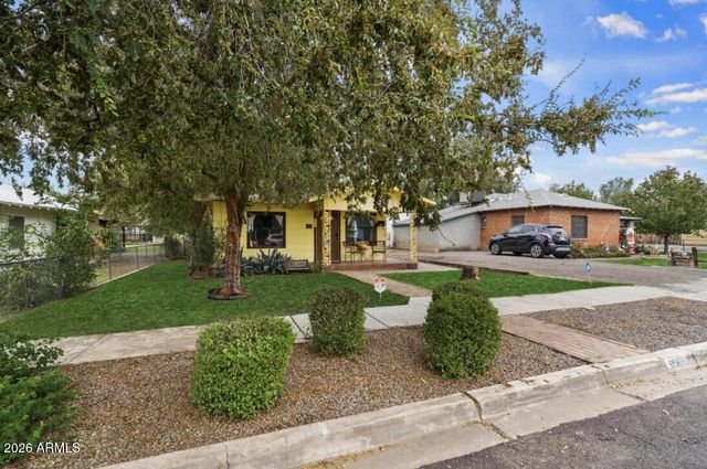 5540 W NORTHVIEW Avenue, Glendale, AZ 85301