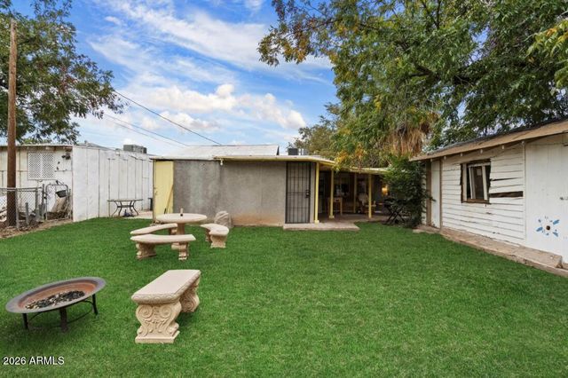 5540 W NORTHVIEW Avenue, Glendale, AZ 85301