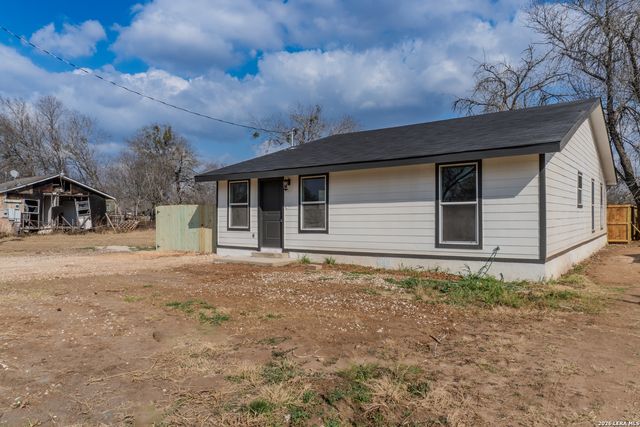 1214 Hough, Adkins, TX 78101