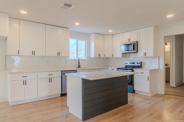 1214 Hough, Adkins, TX 78101