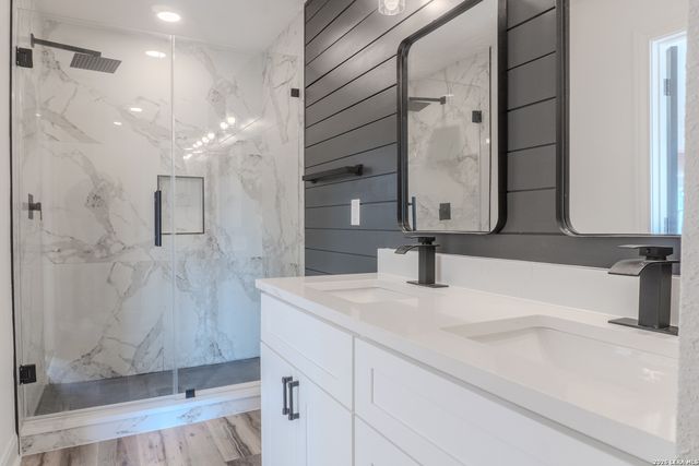 1214 Hough, Adkins, TX 78101