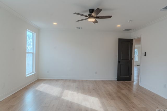 1214 Hough, Adkins, TX 78101