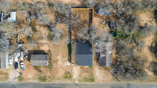 1214 Hough, Adkins, TX 78101