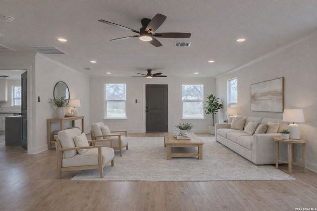 1214 Hough, Adkins, TX 78101