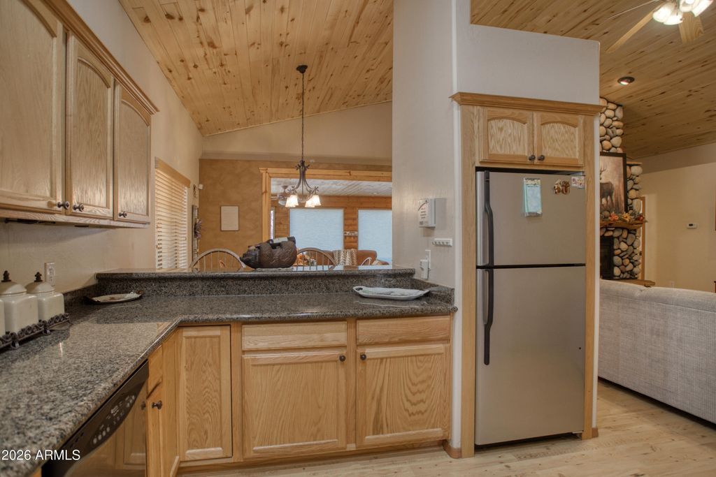 Image 12 of property listing at 5222 MOUNTAIN GATE Circle, Lakeside, AZ 85929