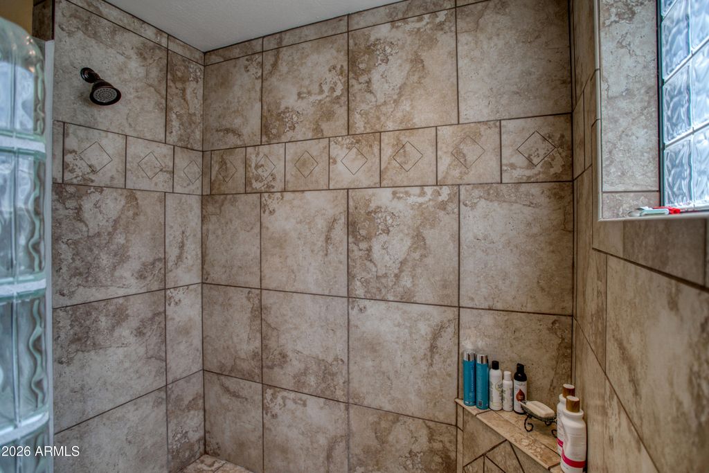 Image 20 of property listing at 5222 MOUNTAIN GATE Circle, Lakeside, AZ 85929