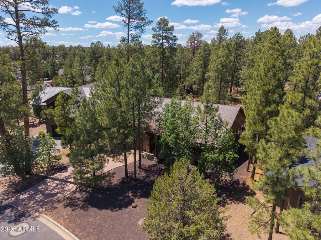 Image 32 of property listing at 5222 MOUNTAIN GATE Circle, Lakeside, AZ 85929