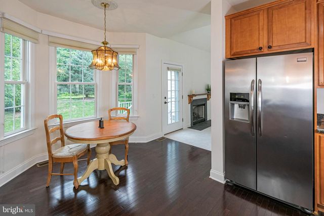 61 BEDFORD DR, Skillman, NJ 08558