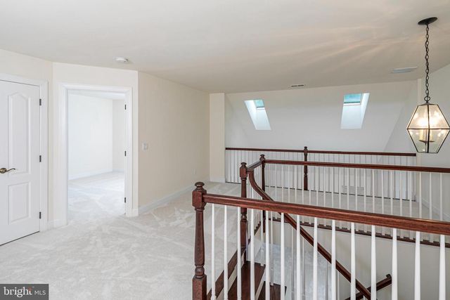 61 BEDFORD DR, Skillman, NJ 08558