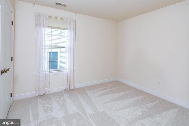 61 BEDFORD DR, Skillman, NJ 08558