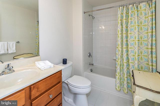 61 BEDFORD DR, Skillman, NJ 08558