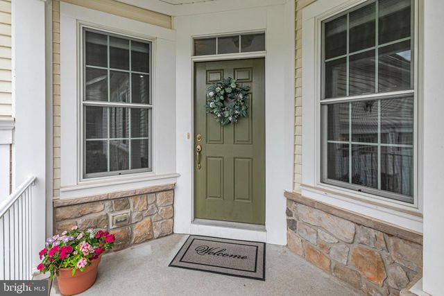 61 BEDFORD DR, Skillman, NJ 08558