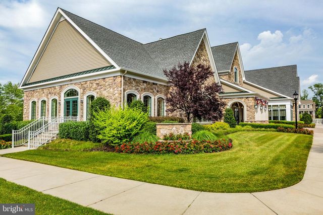 61 BEDFORD DR, Skillman, NJ 08558