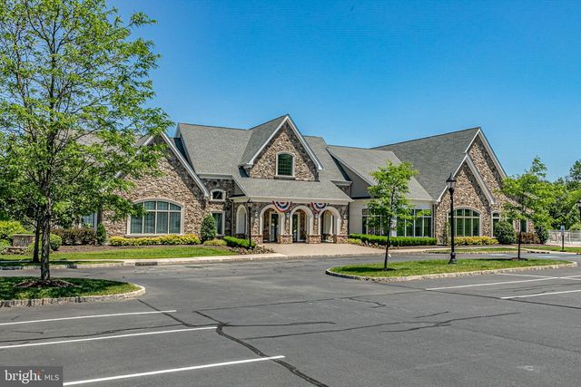 61 BEDFORD DR, Skillman, NJ 08558