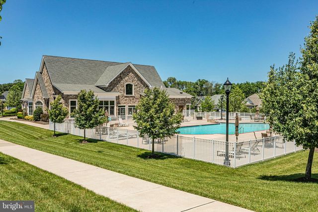 61 BEDFORD DR, Skillman, NJ 08558