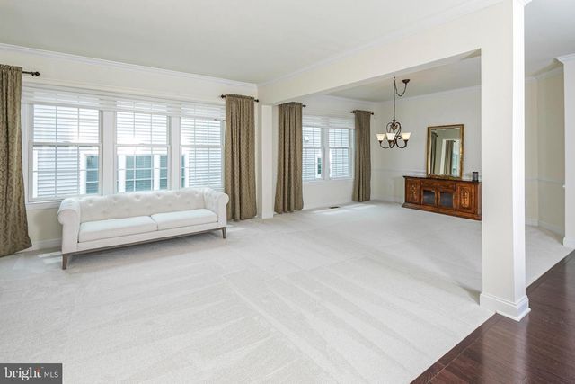 61 BEDFORD DR, Skillman, NJ 08558
