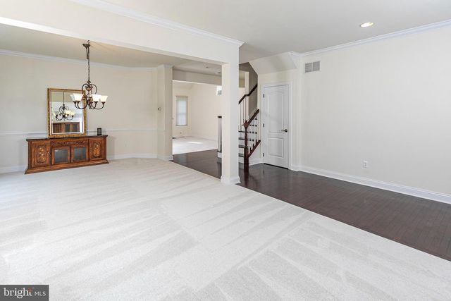 61 BEDFORD DR, Skillman, NJ 08558