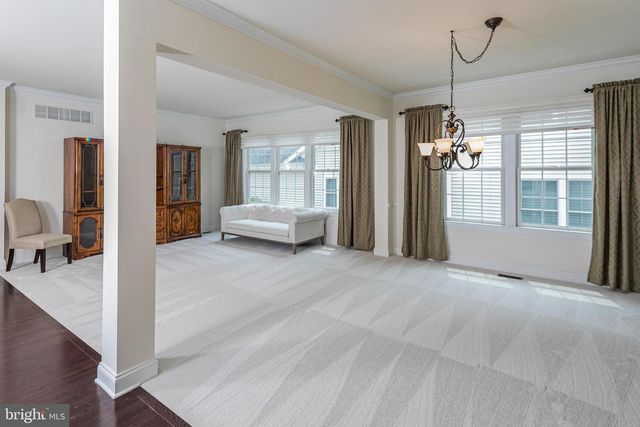61 BEDFORD DR, Skillman, NJ 08558