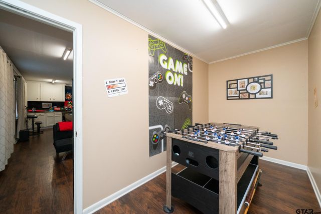 303 Wain Dr, Longview, TX 75604