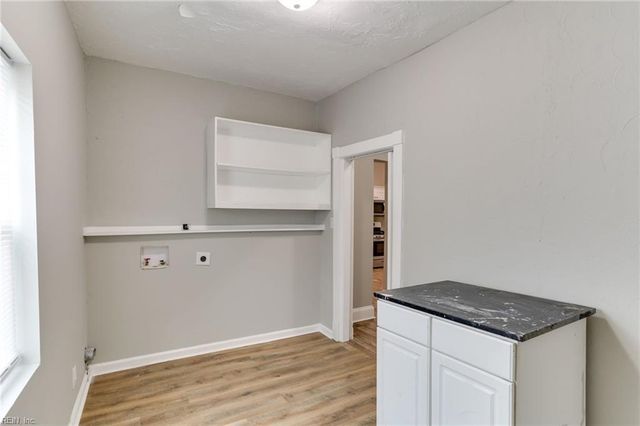 329 Dinwiddie ST, Portsmouth, VA 23707