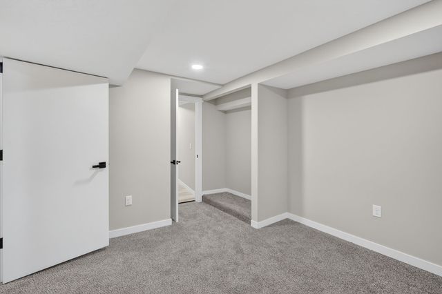 260 Ashworth Drive, Waukee, IA 50263