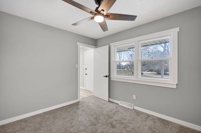 260 Ashworth Drive, Waukee, IA 50263