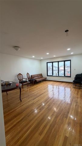 60 Saint Johns Avenue, Valley Stream, NY 11580