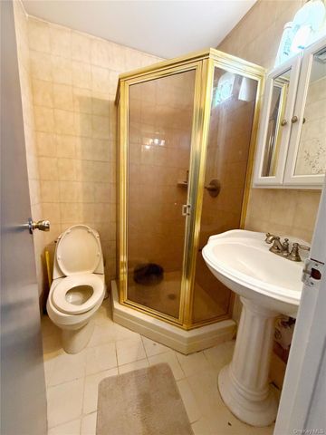 60 Saint Johns Avenue, Valley Stream, NY 11580