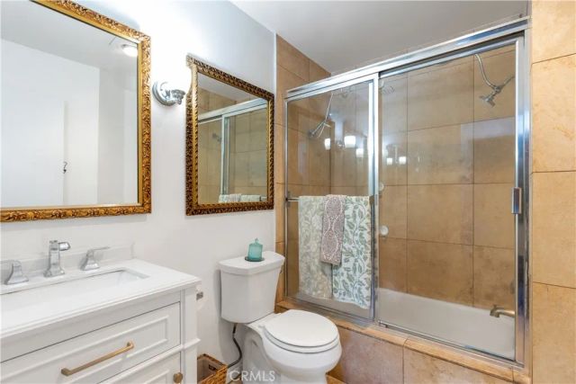 20253 Keswick St 326, Winnetka, CA 91306