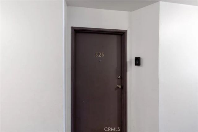 20253 Keswick St 326, Winnetka, CA 91306