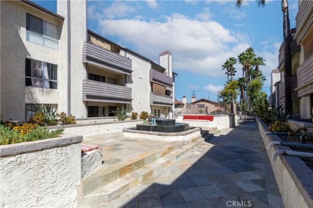 20253 Keswick St 326, Winnetka, CA 91306