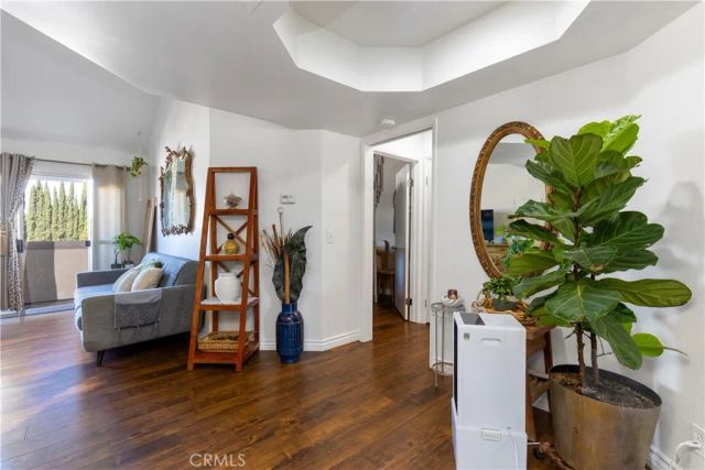 20253 Keswick St 326, Winnetka, CA 91306