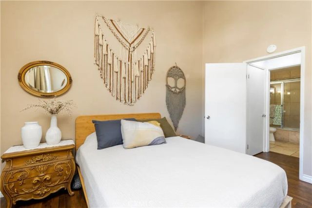 20253 Keswick St 326, Winnetka, CA 91306